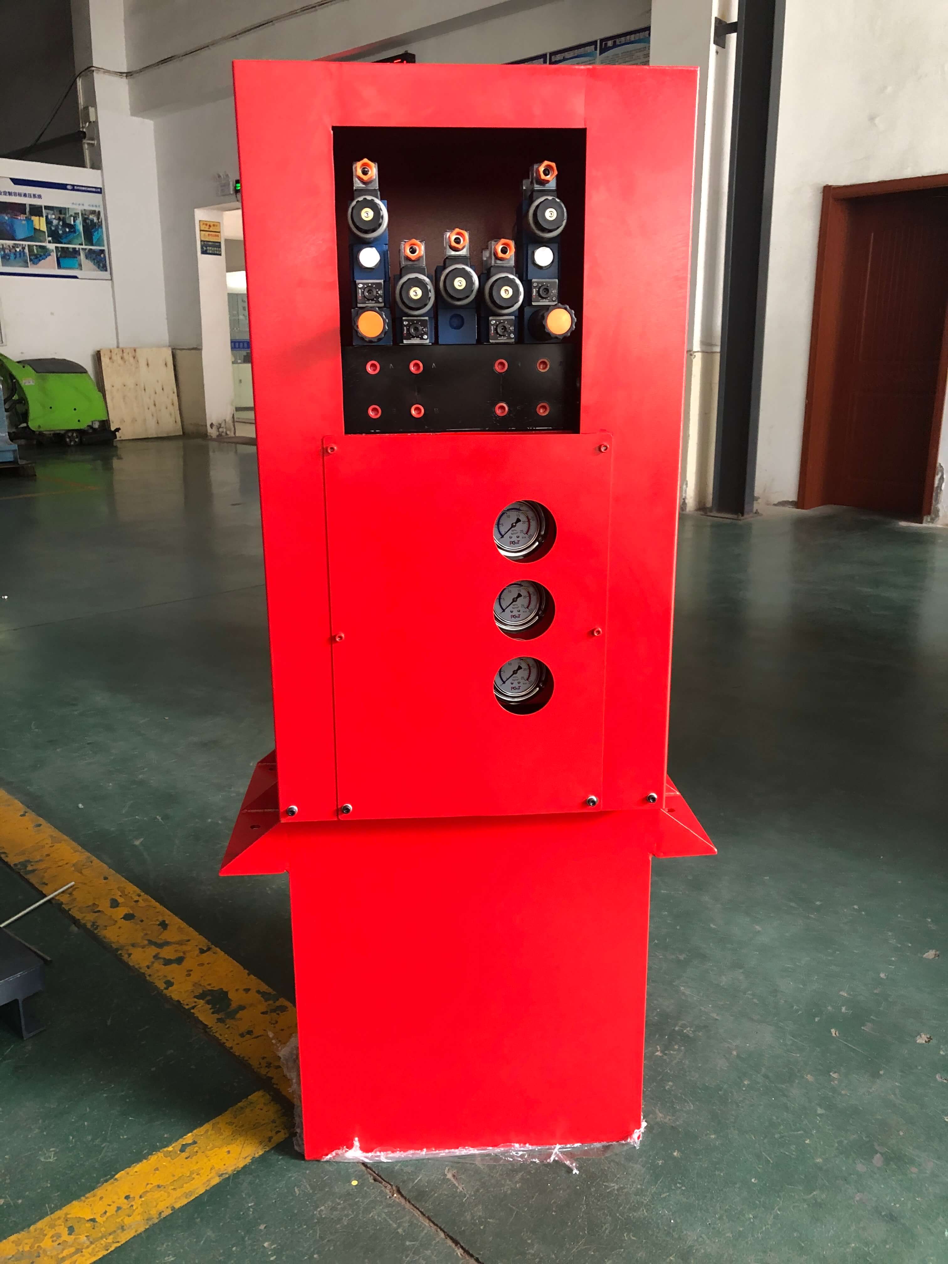 1659935197175619.jpg 非標液壓站 (1).jpg