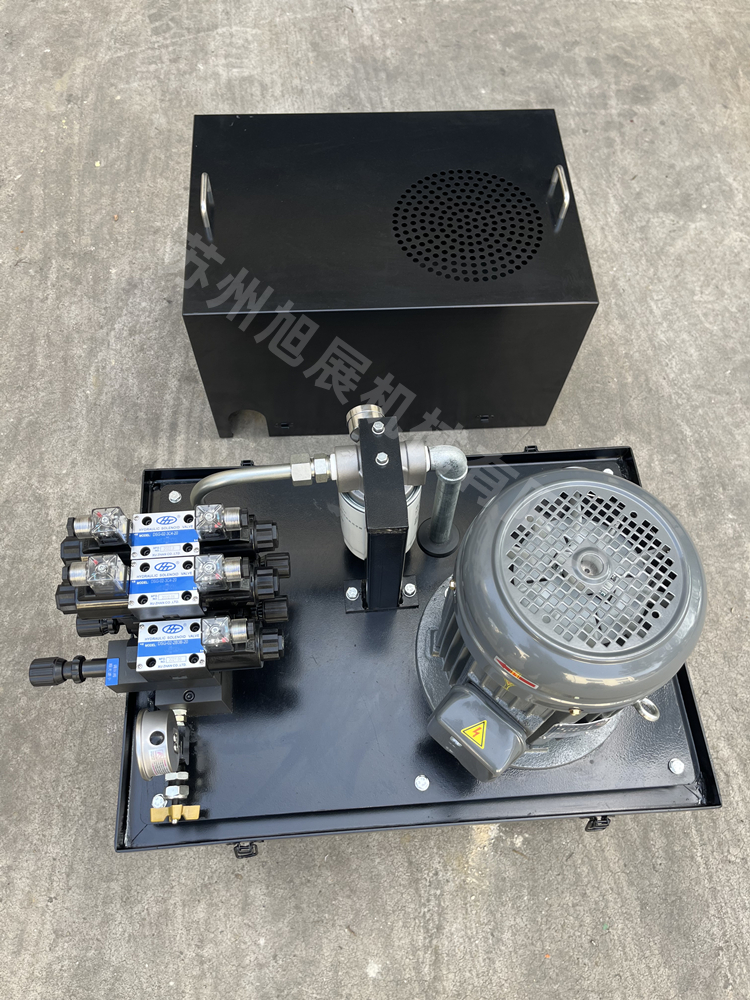 單晶硅爐液壓站.jpg 單晶硅爐液壓站.jpg